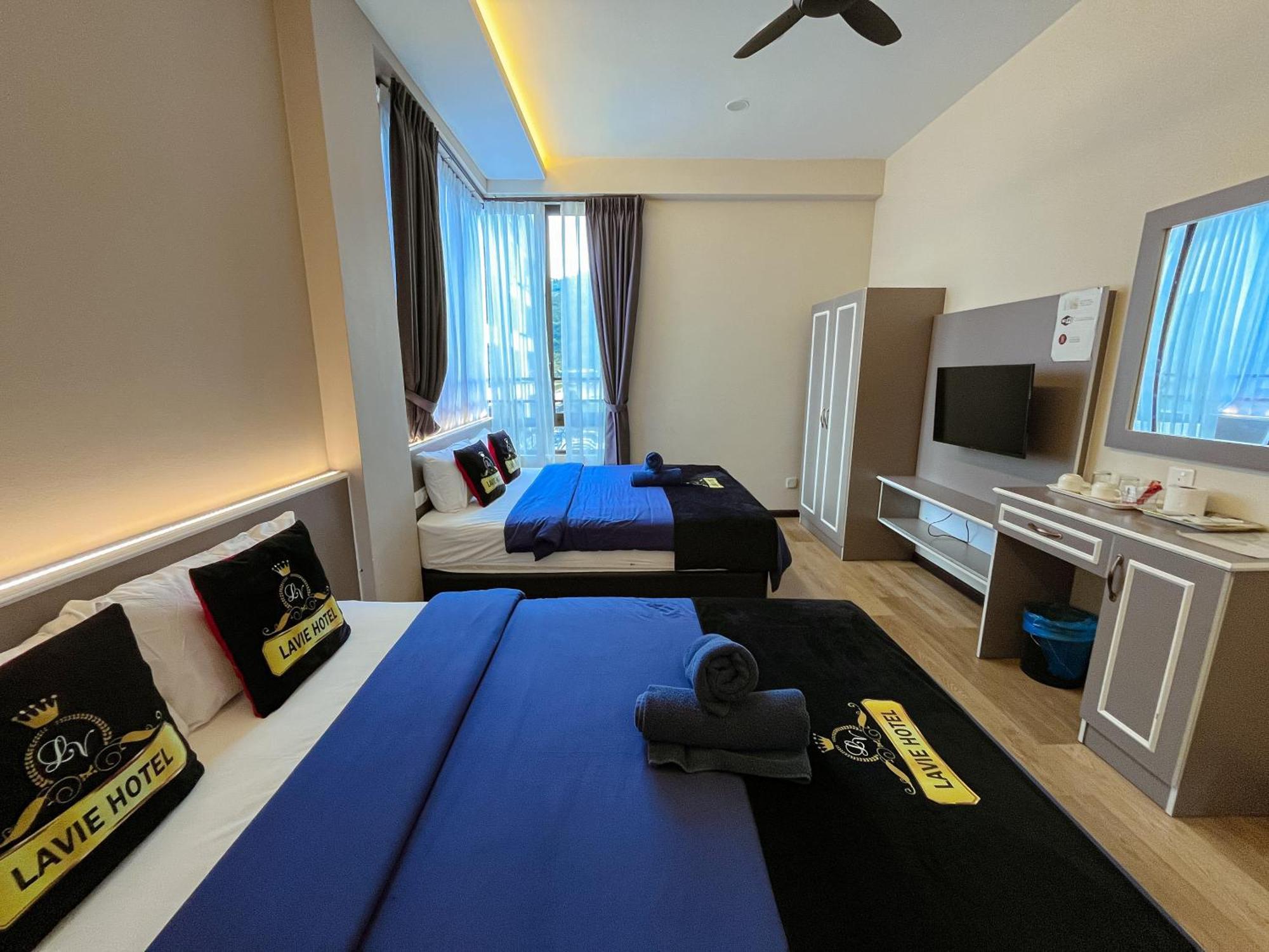 Hotel Lavie At Centrum Бринчанг Екстер'єр фото